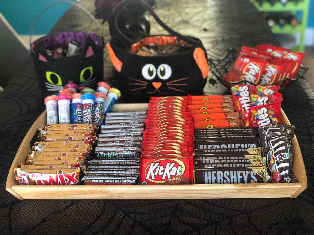 oh my god twitter doesn’t include alt text from images in their API